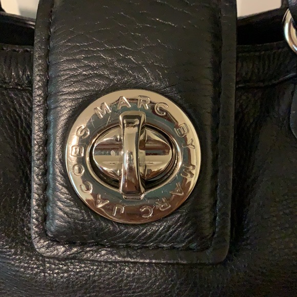 Marc by Marc Jacobs leather shoulder bag - Picture 2 of 4